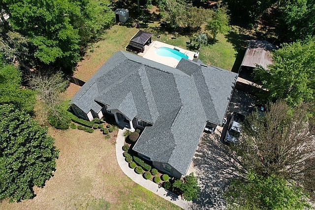 2nd image of 341 NW Lake Valley Ter