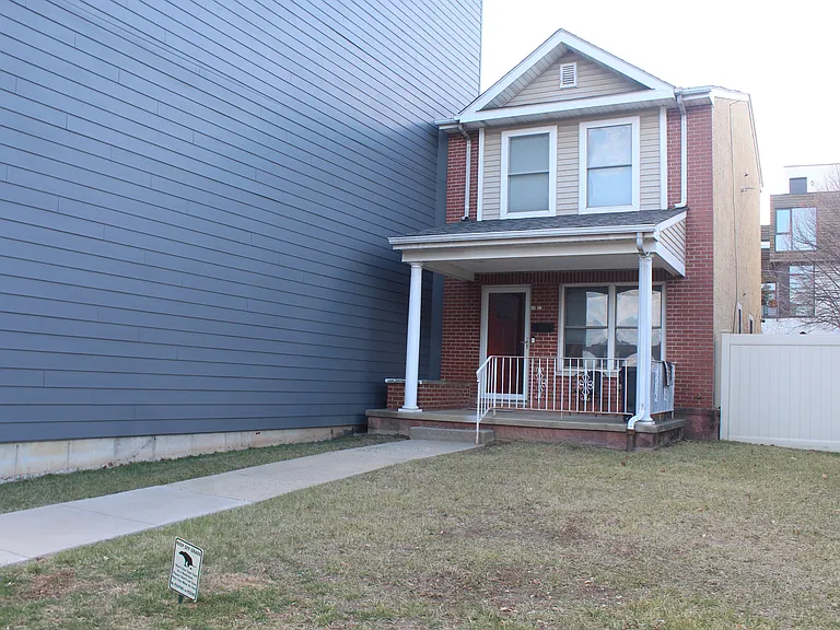 1322 N Hancock St — Photo 31