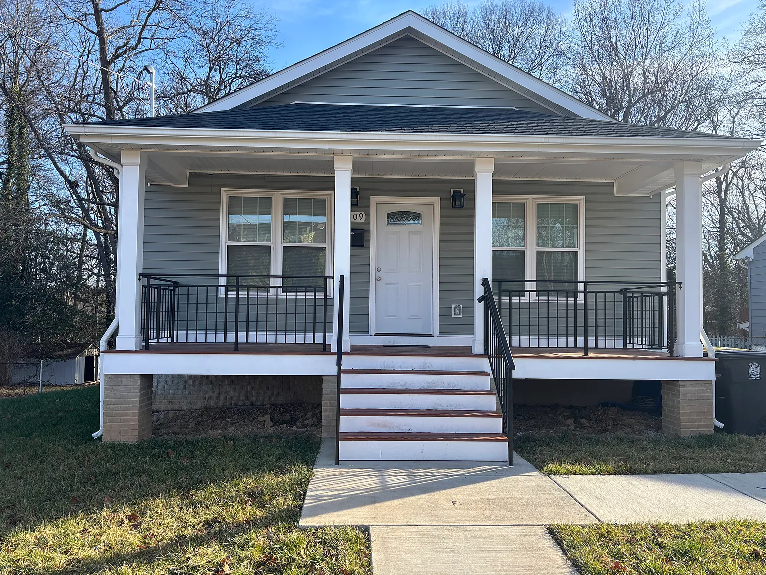 2 bed, 1116 sqft, $2,000 — Photo 1
