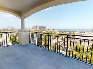 525 3rd St N APT 511, Jacksonville Beach, FL 32250