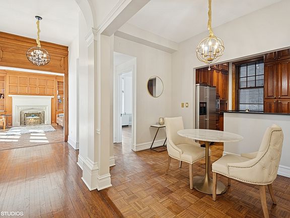 4th image of 3314 N Lake Shore Dr APT 5C