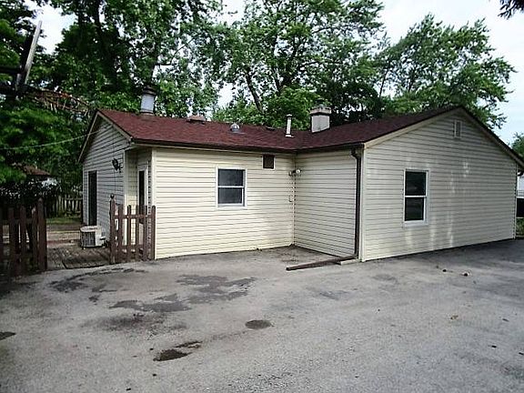 2nd image of 1039 Lily Ln