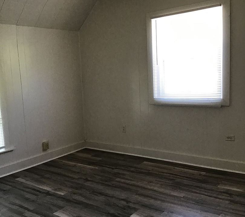 511 S. Michigan Ave 511 S Michigan Ave Big Rapids MI Zillow