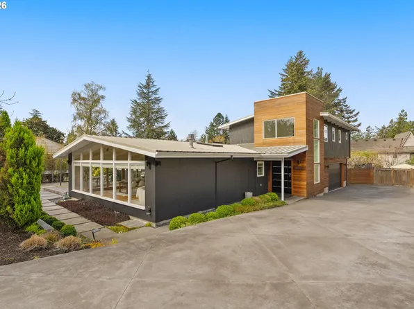 4207 SW 52nd Ave, Portland, OR 97221