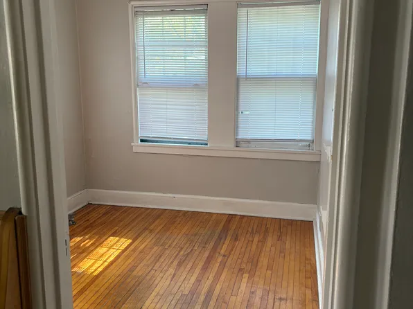 1408 Hythe St APT 3, Saint Paul, MN 55108