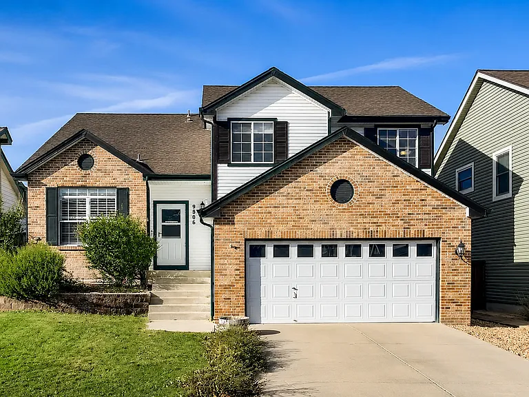 9806 Foxhill Cir — Photo 1