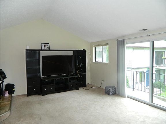 4th image of 25-5 Great Wood Ct
