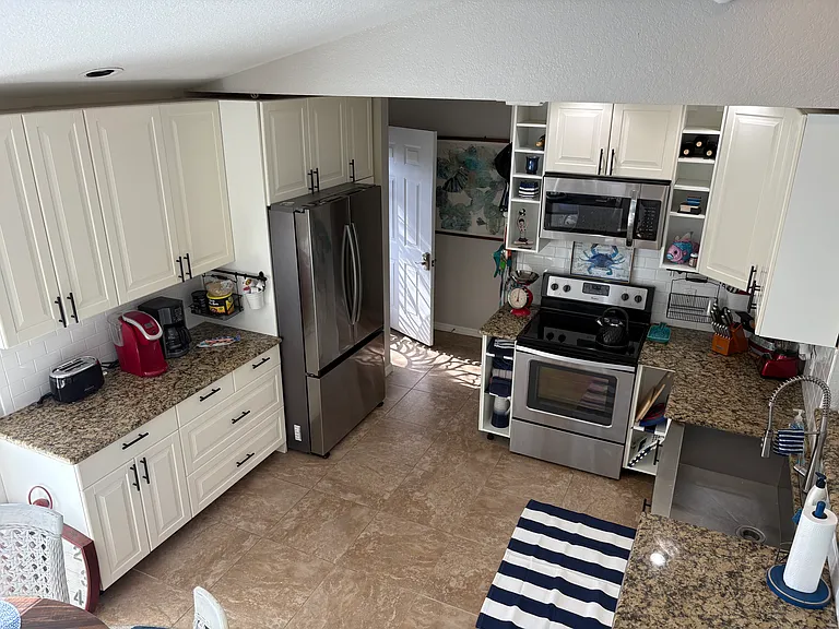 105 W Hilo St — Photo 7
