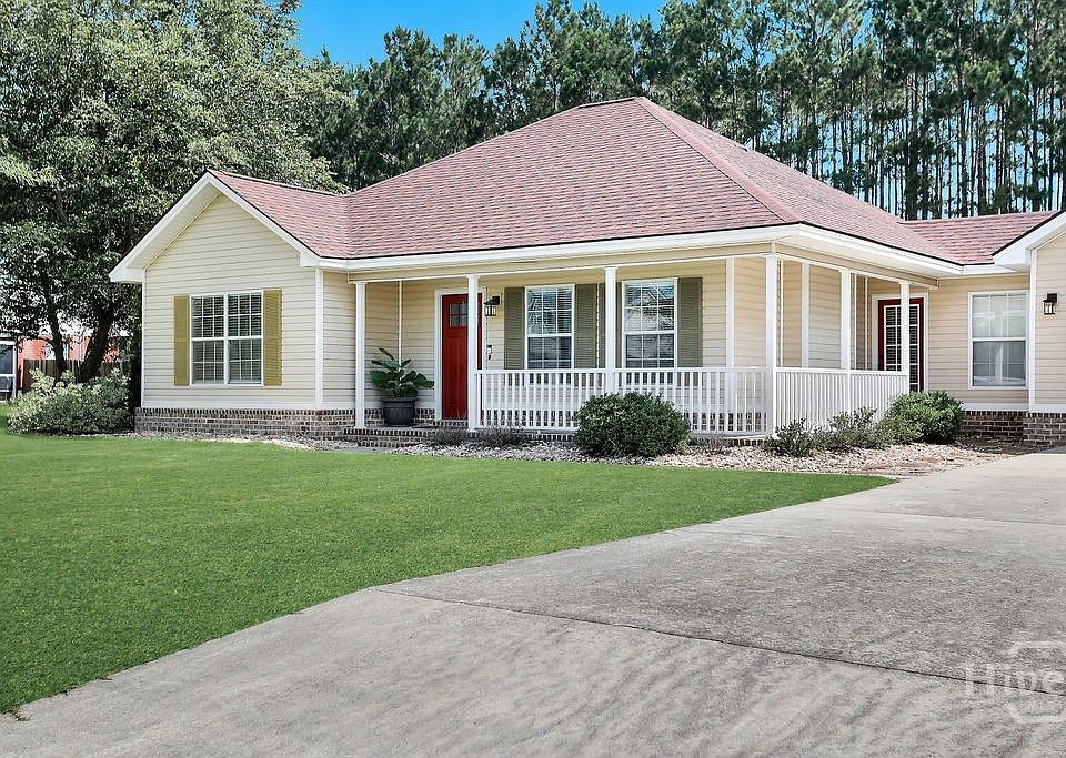1st image of 124 Jamestown Drive