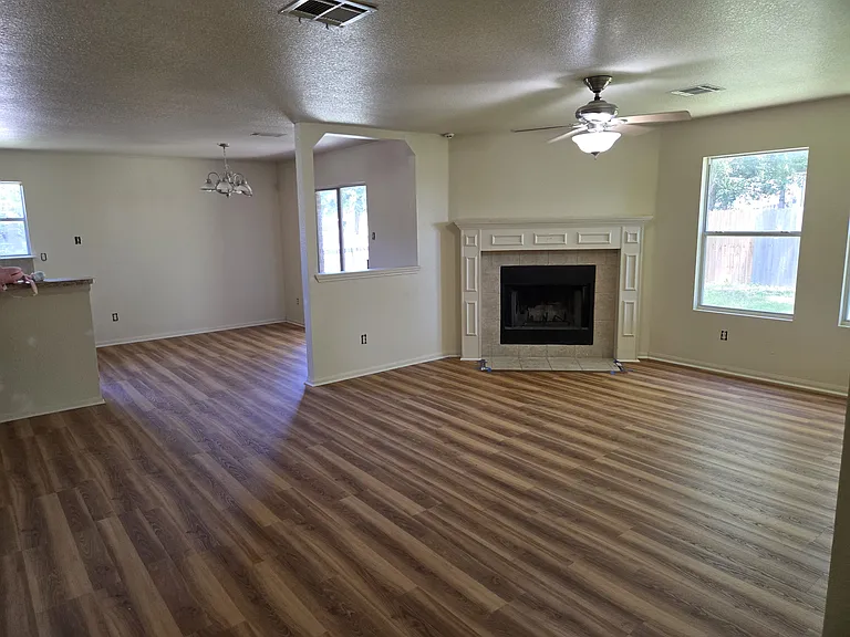 5109 Coach Stop Dr — Photo 2