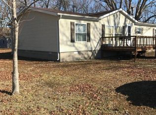 103 W Brown St, Pinckneyville, IL 62274