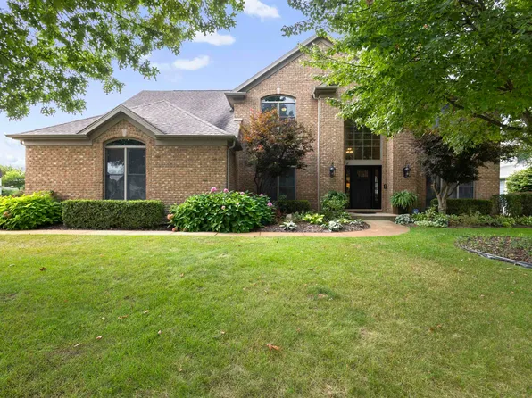 51769 Westport Ct, Granger, IN 46530