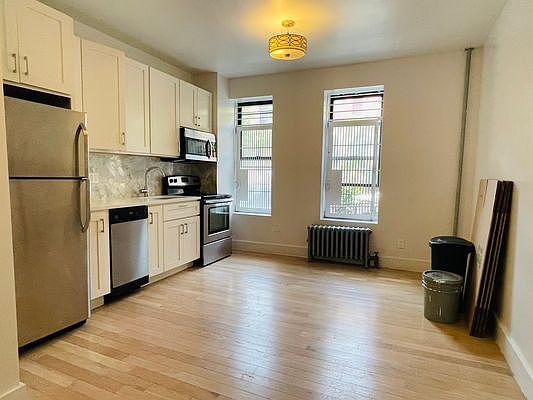 1st image of 1236 Pacific St APT 1F