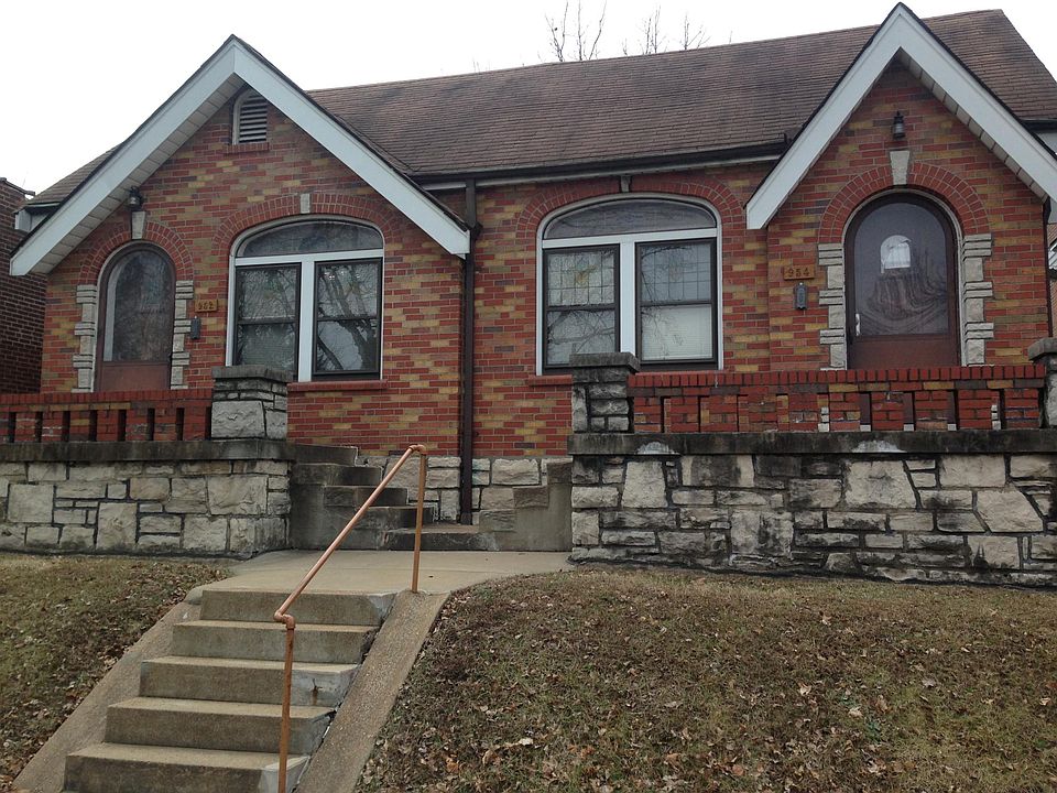 1st image of 952 Bates St