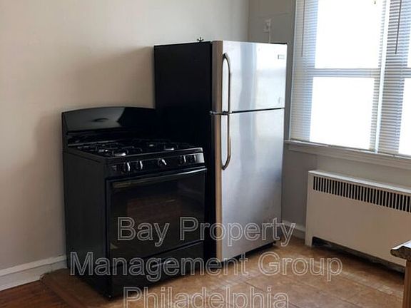 3rd image of 7558 Mayland St Floor 2