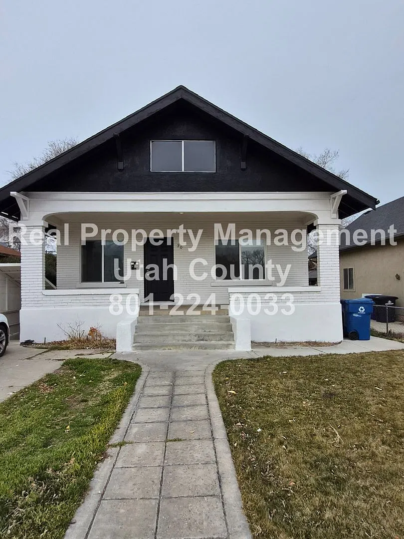 30 S Duplex — Photo 4