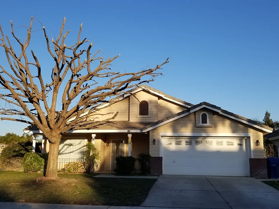 6400 Green Garden Dr