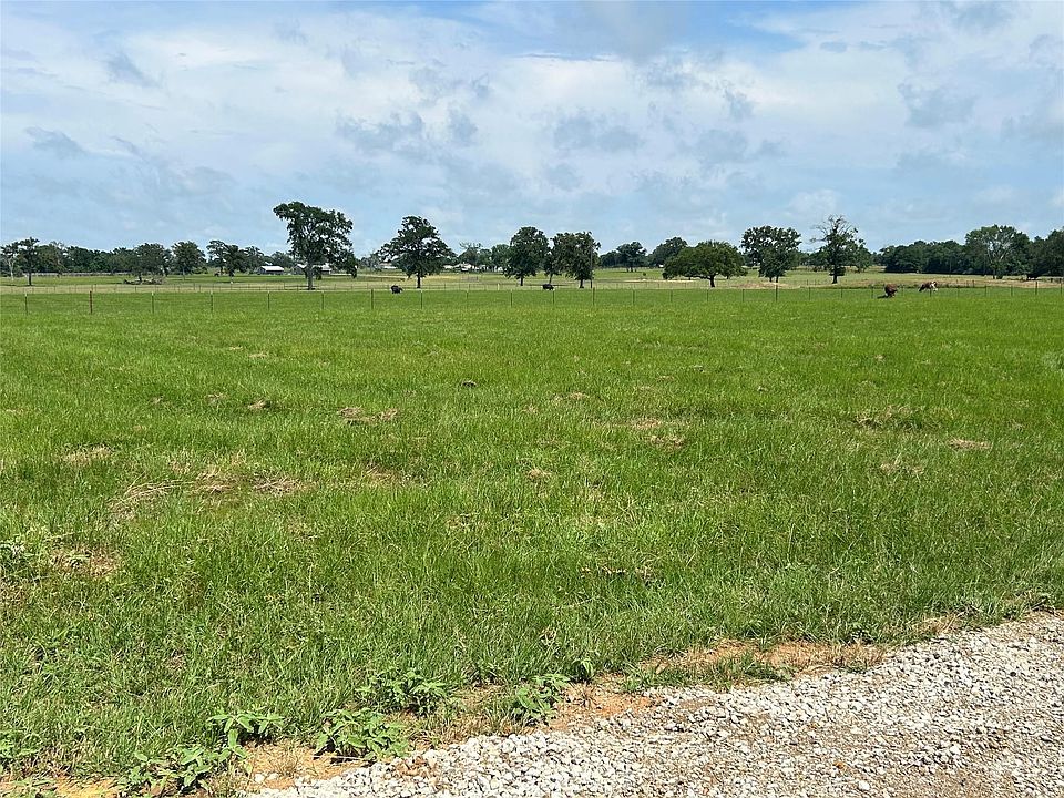 1st image of 38715 Wiggins Rd