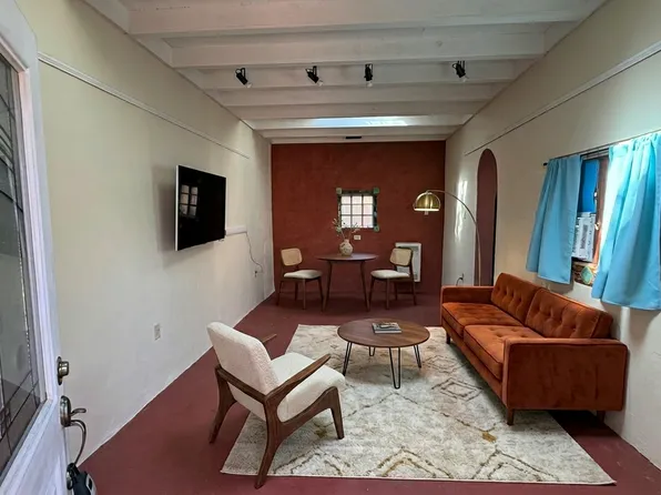 727 Montez Pl #B, Santa Fe, NM 87501