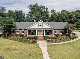 262 Woodland Dr, Winder, GA 30680