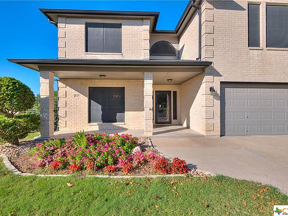 3rd image of 4401 Oak Vista Cir