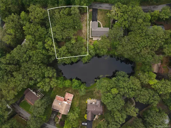 32 Pond Lane, Rock Hill, NY 12775