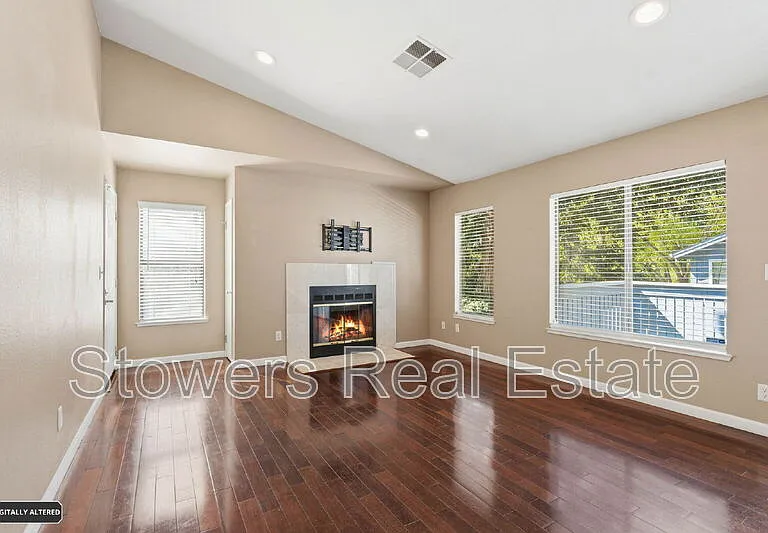 7102 Cross Creek Cir #C — Photo 5