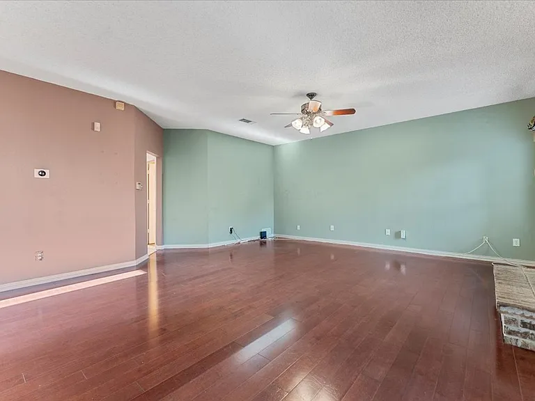 6752 Macintosh Dr — Photo 5