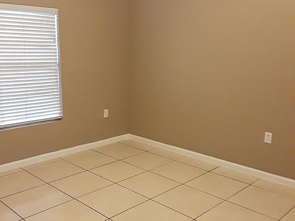 5th image of 5200 Playpen Dr Unit 8