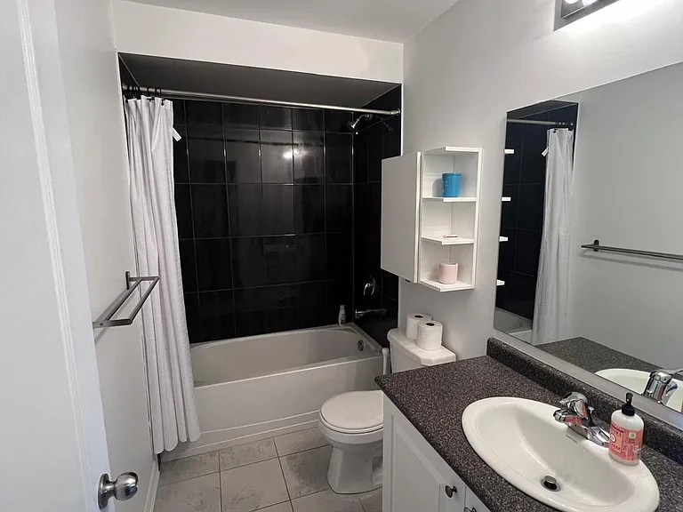 1129 Haig Blvd #5 — Photo 15