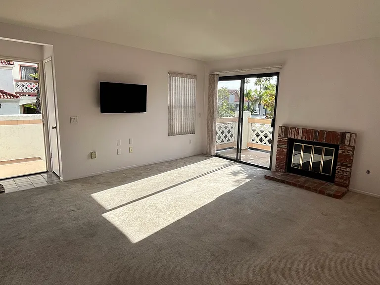 9459 Fairgrove Ln #204 — Photo 9