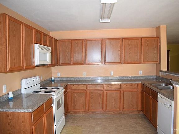 5th image of 4109 Periwinkle Ave