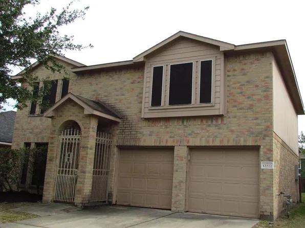 12222 Kings Garden Ct, Houston, TX 77044