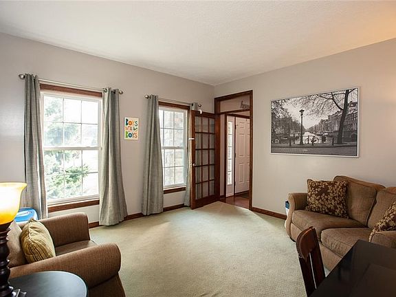 3rd image of 1177 Willow Bend Dr