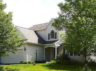 56 Surrey Field Dr, Queensbury, NY 12804