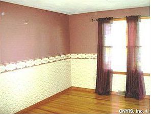 4th image of 308 Melvin Dr