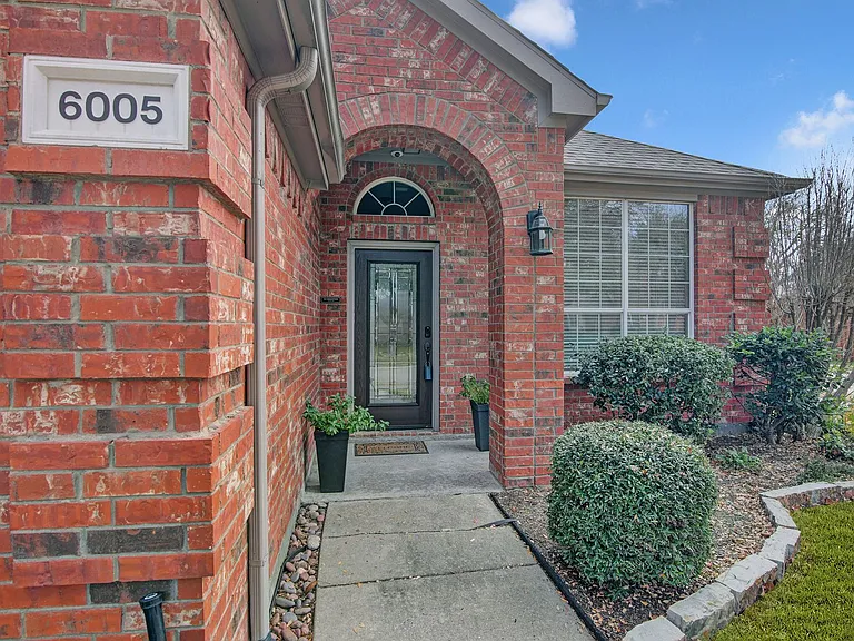6005 Pine Meadow Ln — Photo 33