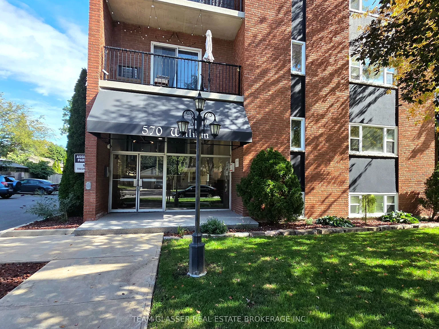 2 bed, $1,800 — Photo 2