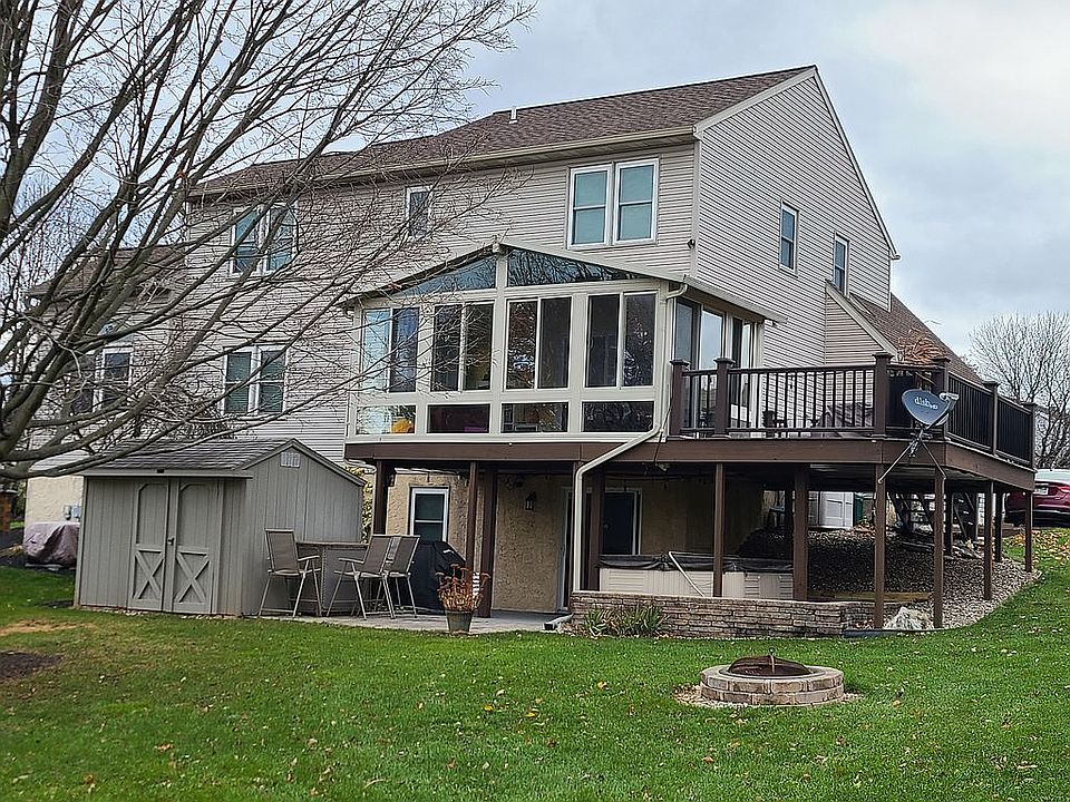 2nd image of 132 Saddleback Dr