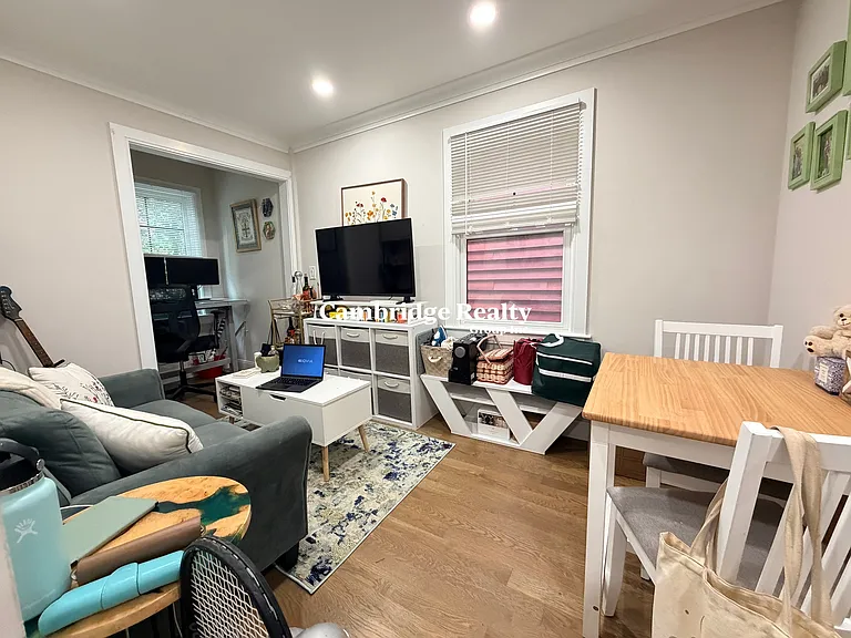 14 Lopez Ave #2T — Photo 4