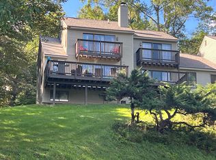 202 Sugarhill Ln #2A, Quechee, VT 05059