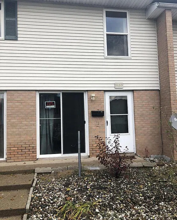 3433 Kenbrooke Ct