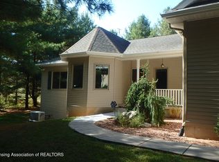 2612 S Ainger Rd, Charlotte, MI 48813