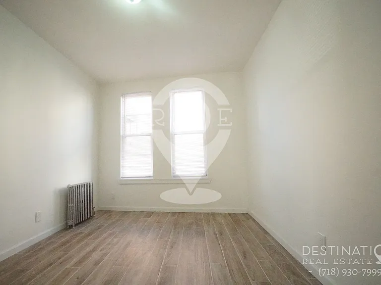 513 26th St #1 — Photo 9