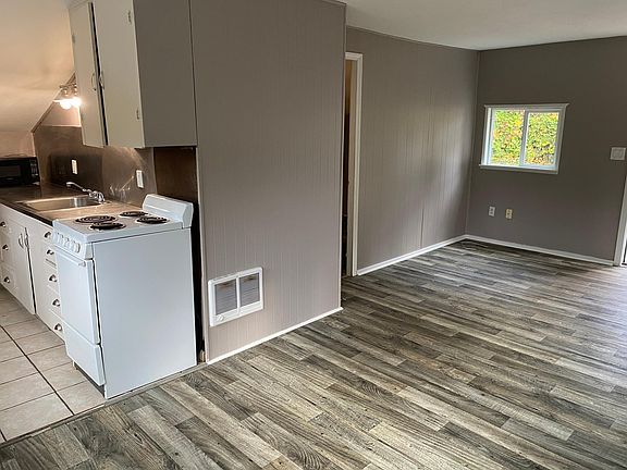 5th image of 1533 Madrona Point Dr #A