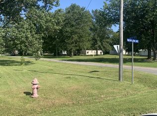1200-1260 Washington Ave, Sandoval, IL 62882