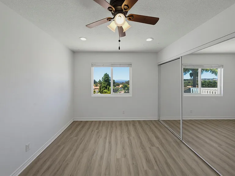 1038 Rimwood Dr — Photo 18