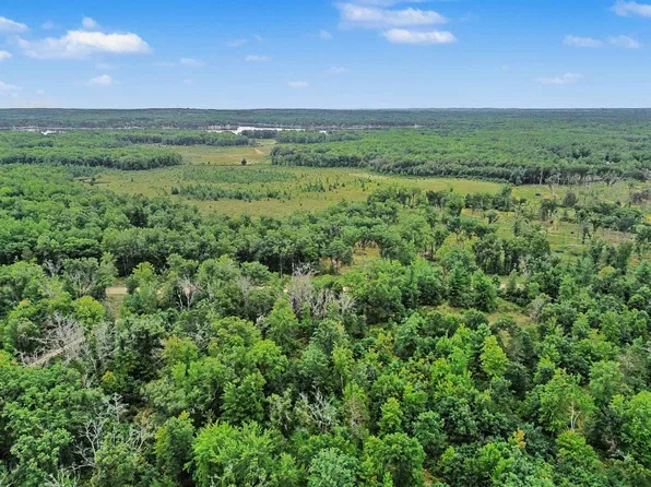 W Eight Point Lake Rd, Lake, MI 48632