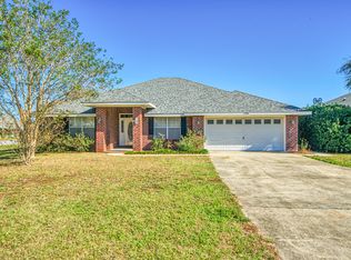 2380 Heritage Cir, Navarre, FL 32566