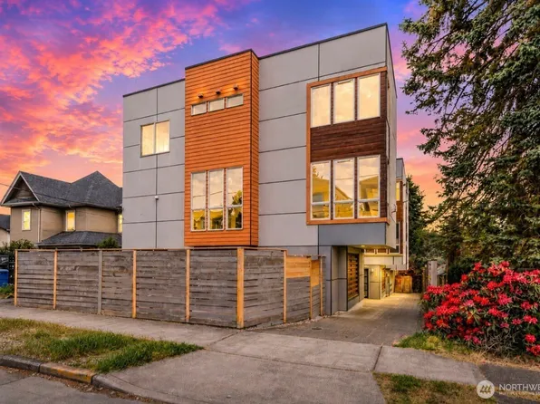8840 Interlake Avenue N, Seattle, WA 98103